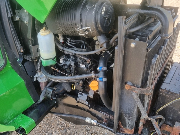 Chris Atkin & Son Ltd - John Deere 2320